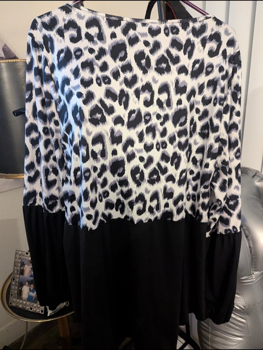Black and White Leopard Twist-Front Top - Picture 5 of 5
